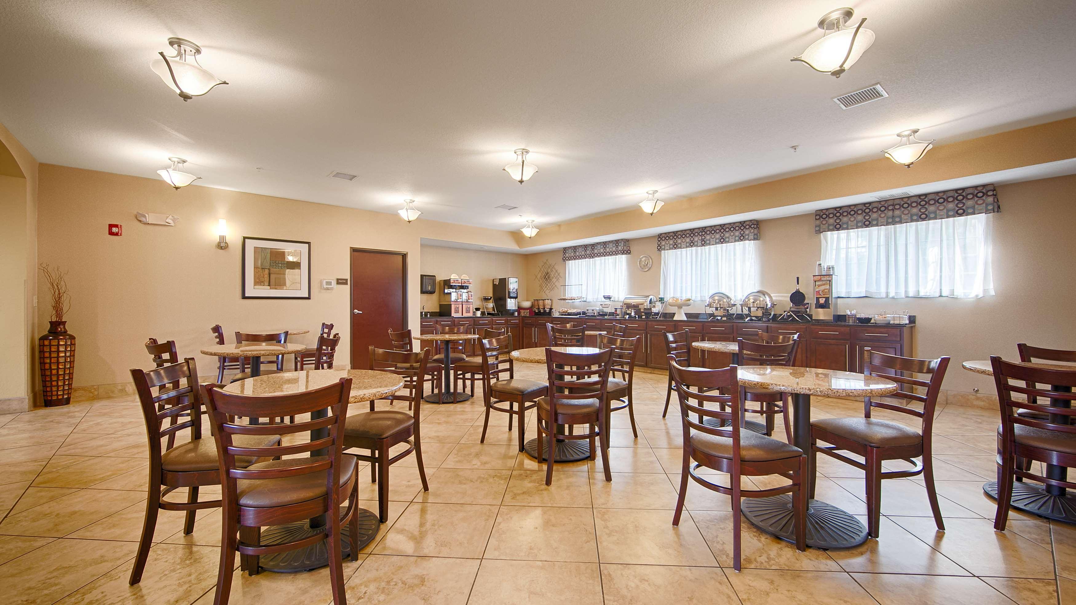 Best Western Plus Eastgate Inn & Suites Wichita Luaran gambar