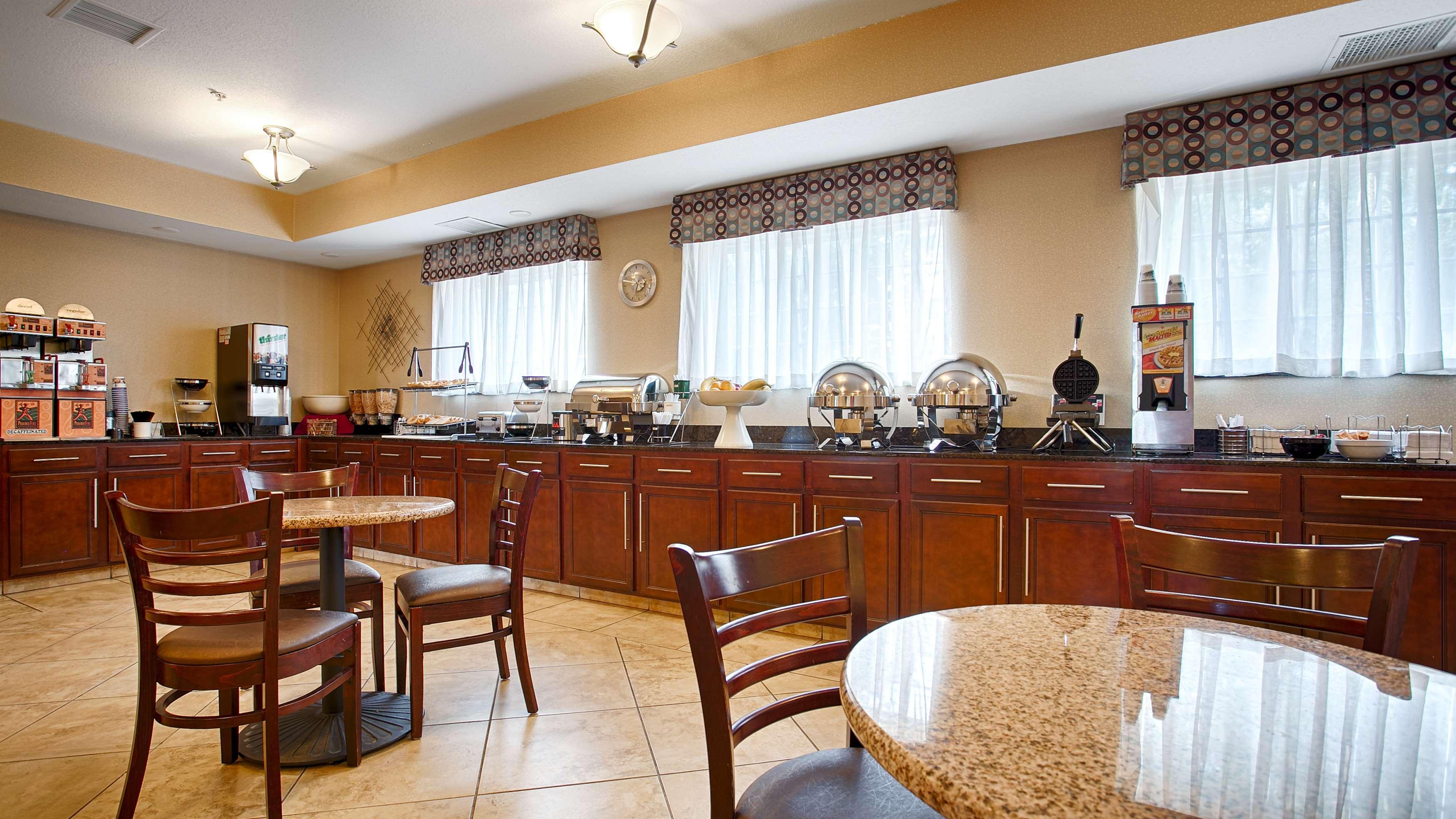 Best Western Plus Eastgate Inn & Suites Wichita Luaran gambar