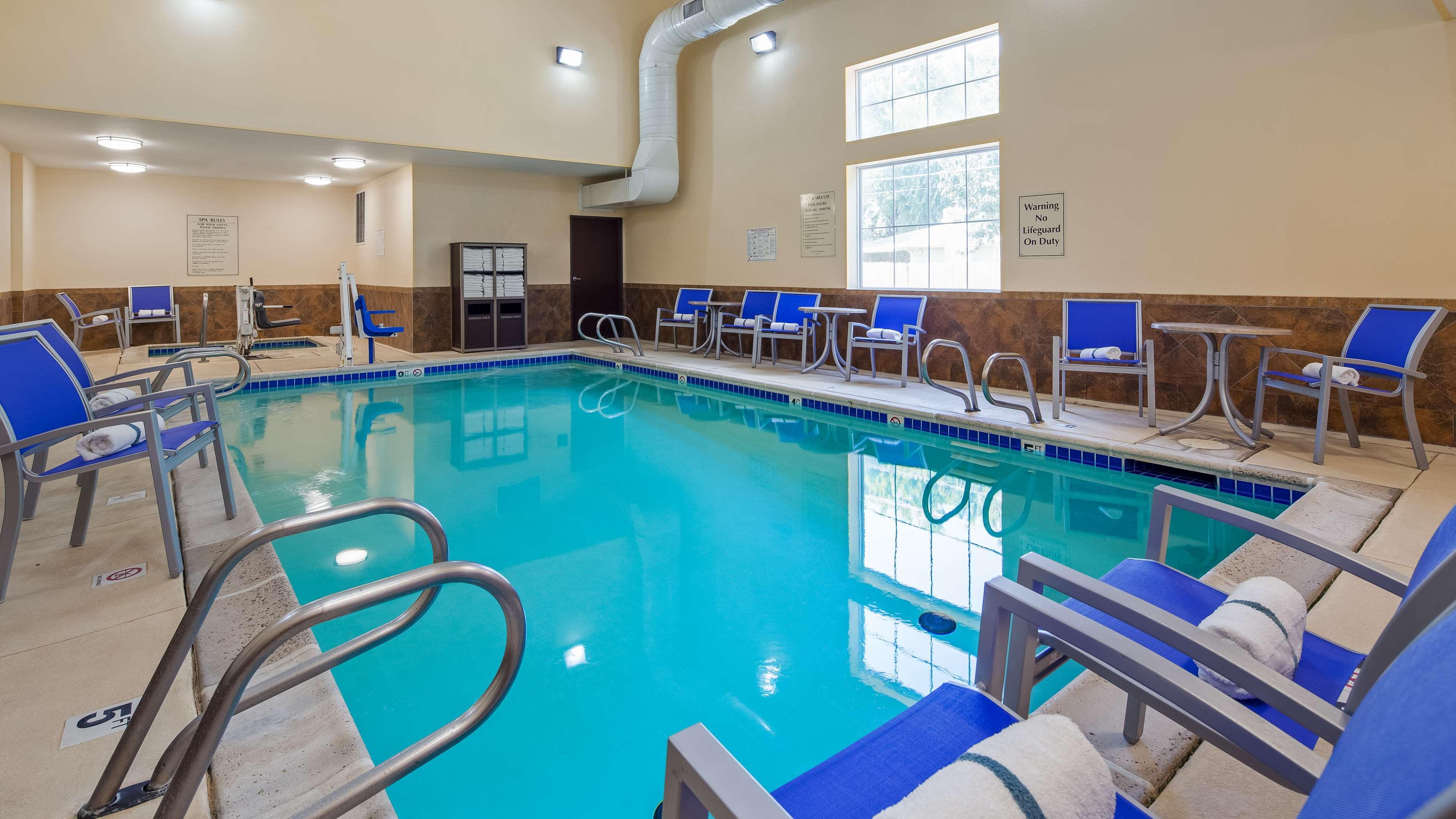 Best Western Plus Eastgate Inn & Suites Wichita Kemudahan gambar